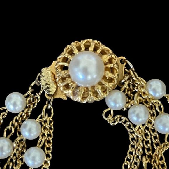 Vintage Unsigned Celebrity NY Multi Strand Station Faux Pearl Necklace Box Clasp - Picture 6 of 8